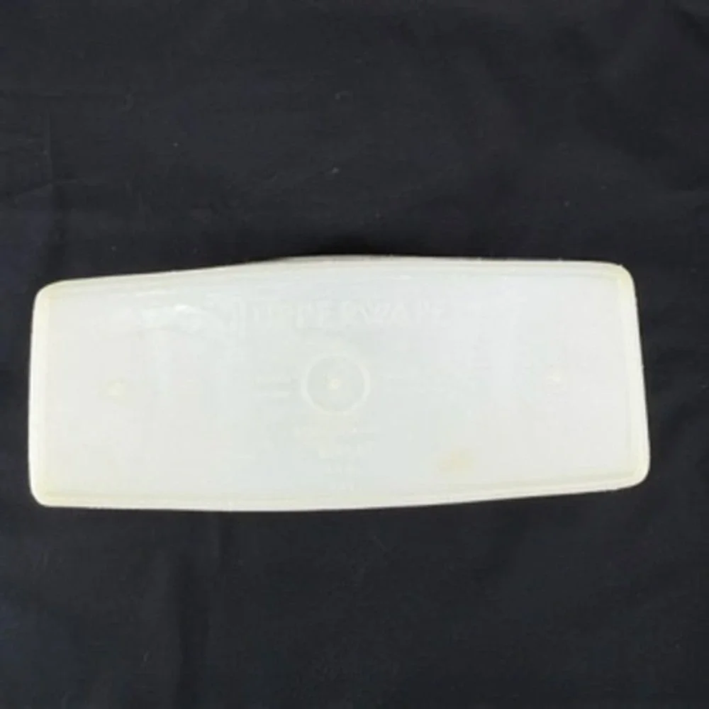 Tupperware Store N Pour Cereal Dry Food Dispenser Container White Vintage 1647